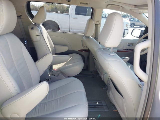 Aukcja sprzedaży 2012 Toyota Sienna Xle V6 8 Passenger, vin: 5TDYK3DC0CS227368, numer aukcji: 44467136