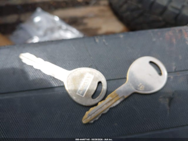 44467145 :رقم المزاد ، 1B7KF236XWJ207498 vin ، 1998 Dodge Ram 2500 St مزاد بيع