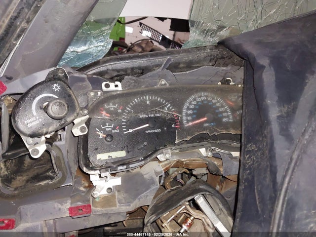 44467145 :رقم المزاد ، 1B7KF236XWJ207498 vin ، 1998 Dodge Ram 2500 St مزاد بيع