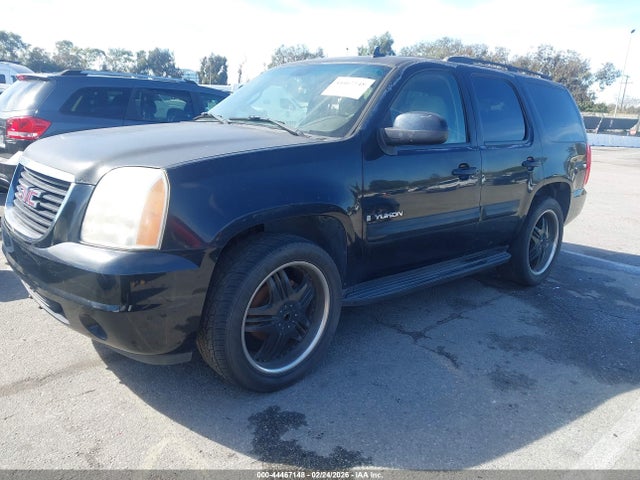 2007 GMC YUKON 1GKFC13C17J400705 Photo 1