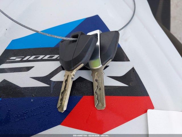 2023 BMW S 1000 WB10E6302P6H16521 Photo 10