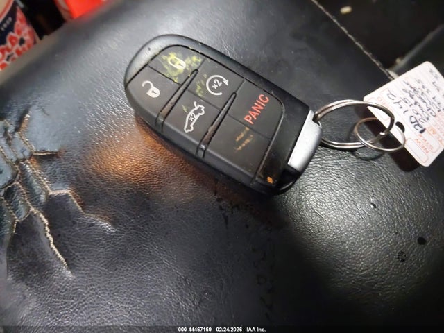 Продажа на аукционе авто 2015 Dodge Charger Sxt, vin: 2C3CDXJG2FH779335, номер лота: 44467169