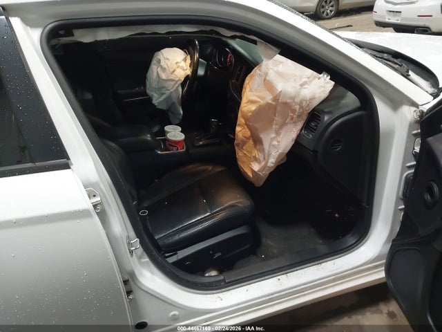Продажа на аукционе авто 2015 Dodge Charger Sxt, vin: 2C3CDXJG2FH779335, номер лота: 44467169