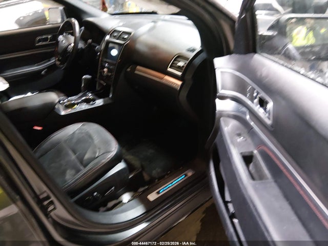 2017 FORD EXPLORER 1FM5K8GT1HGE27961 Photo 4
