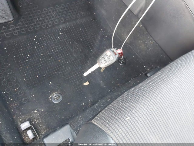 2T1BURHE5KC166315 Toyota COROLLA SE