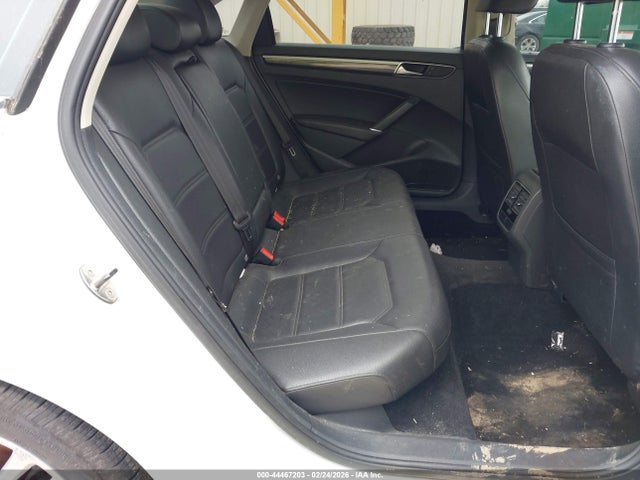 2016 VOLKSWAGEN PASSAT 1VWBT7A32GC057372 Photo 7