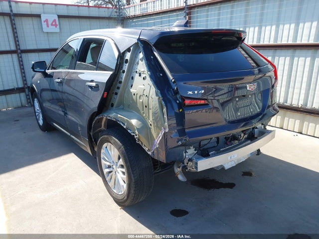 2024 CADILLAC XT4 1GYAZAR41RF135823 Photo 2