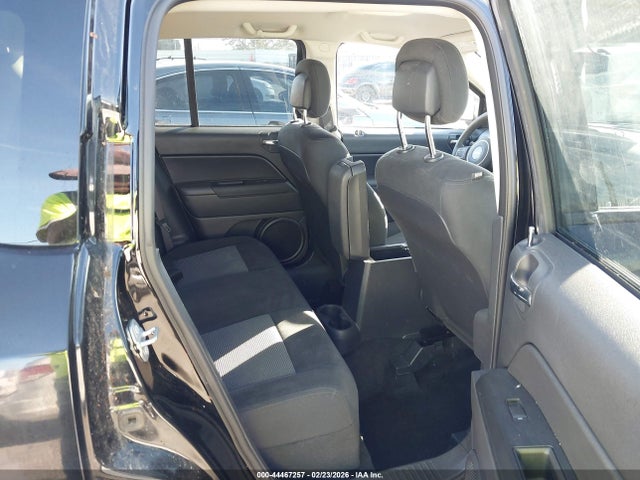 Jeep Compass Sport 2015 1C4NJCBB9FD361649 Image 8