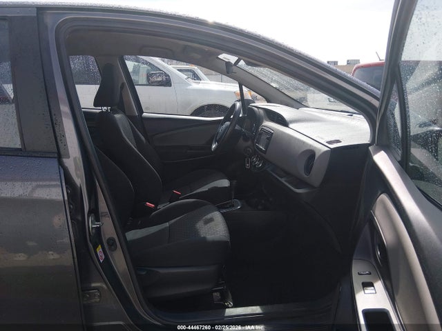 VNKKTUD35HA077455 Toyota YARIS L