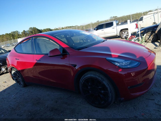 Продажа на аукционе авто 2022 Tesla Model Y Long Range Dual Motor All-wheel Drive, vin: 7SAYGDEEXNF329245, номер лота: 44467261