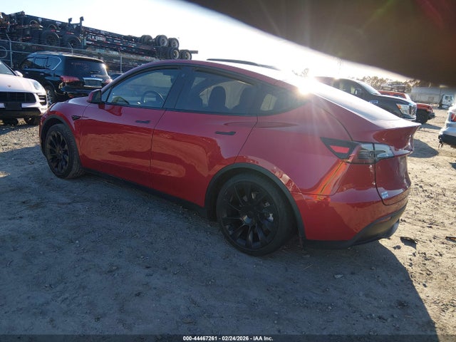2022 TESLA MODEL Y 7SAYGDEEXNF329245 Photo 2
