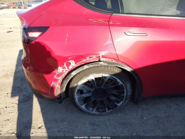 2022 TESLA MODEL Y 7SAYGDEEXNF329245 Photo 5