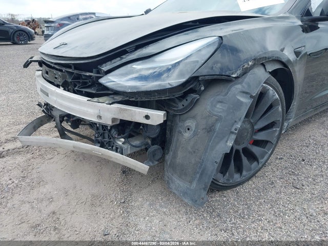 44467290 :رقم المزاد ، 5YJ3E1EC8NF275566 vin ، 2022 Tesla Model 3 Performance Dual Motor All-wheel Drive مزاد بيع
