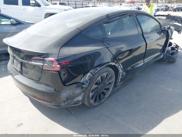 44467290 :رقم المزاد ، 5YJ3E1EC8NF275566 vin ، 2022 Tesla Model 3 Performance Dual Motor All-wheel Drive مزاد بيع