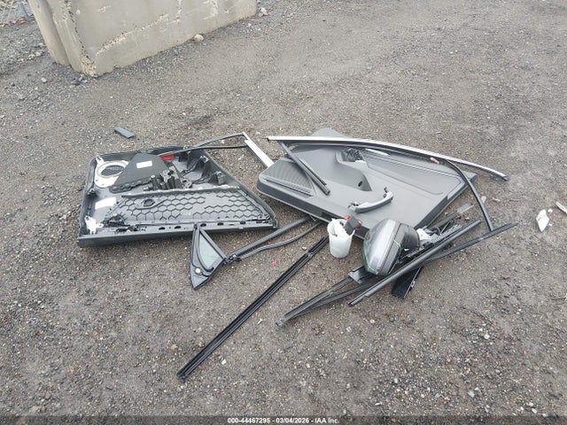 44467295 :رقم المزاد ، 3VV2B7AX7JM103150 vin ، 2018 Volkswagen Tiguan 2.0t Se/2.0t Sel مزاد بيع