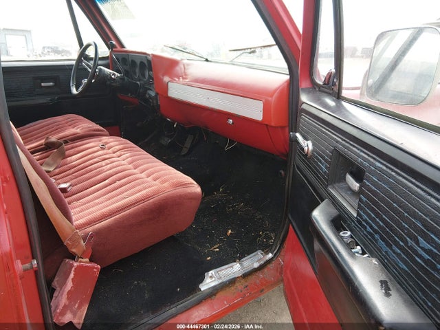 44467301 :رقم المزاد ، 0000CCL147F364436 vin ، 1977 Chevrolet C10 مزاد بيع