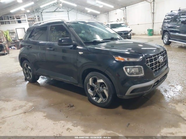 2022 HYUNDAI VENUE KMHRC8A39NU137942
