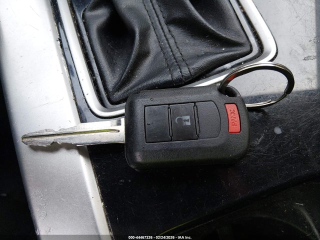 2022 Mitsubishi Eclipse Cross Le S-awc მანქანა იყიდება აუქციონზე, vin: JA4ATVAA8NZ053557, აუქციონის ნომერი: 44467326