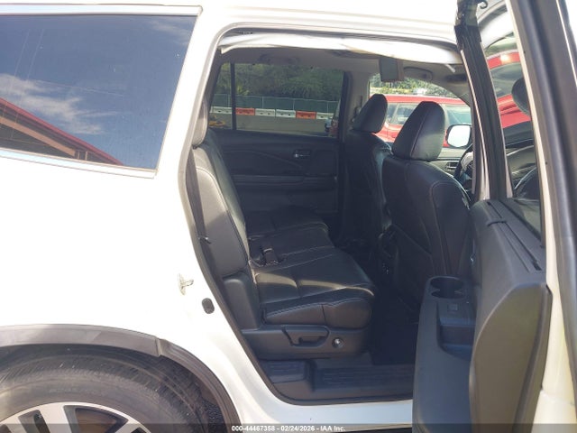5FNYF5H92JB001493 Honda Pilot Touring
