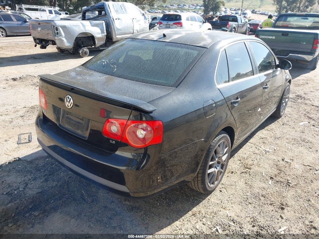 2007 Volkswagen Jetta Wolfsburg Edition მანქანა იყიდება აუქციონზე, vin: 3VWEG71K97M132365, აუქციონის ნომერი: 44467386
