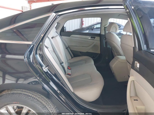 5NPE24AF9FH173604 Hyundai SONATA SE