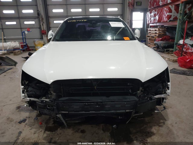 2012 Audi A8 L 4.2 მანქანა იყიდება აუქციონზე, vin: WAURVAFD8CN015472, აუქციონის ნომერი: 44467444