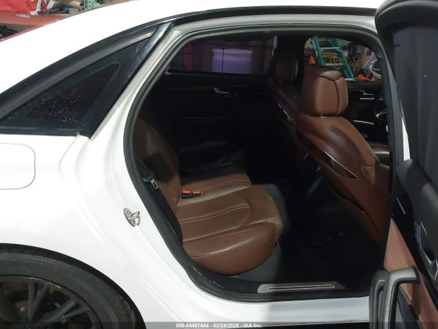 2012 Audi A8 L 4.2 მანქანა იყიდება აუქციონზე, vin: WAURVAFD8CN015472, აუქციონის ნომერი: 44467444