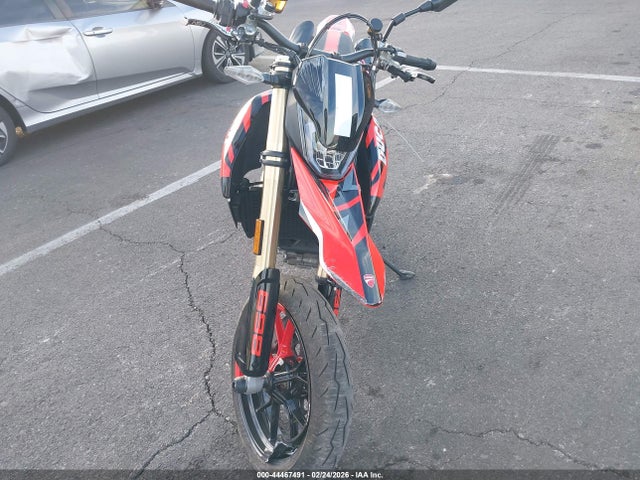 2025 DUCATI HYPERMOTARD ZDMBAS2N6SB003717 Photo 4