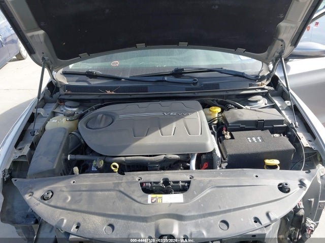 Aukcja sprzedaży 2015 Chrysler 200 C, vin: 1C3CCCCG3FN650889, numer aukcji: 44467520