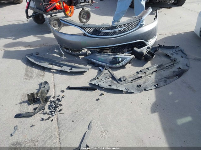 Aukcja sprzedaży 2015 Chrysler 200 C, vin: 1C3CCCCG3FN650889, numer aukcji: 44467520