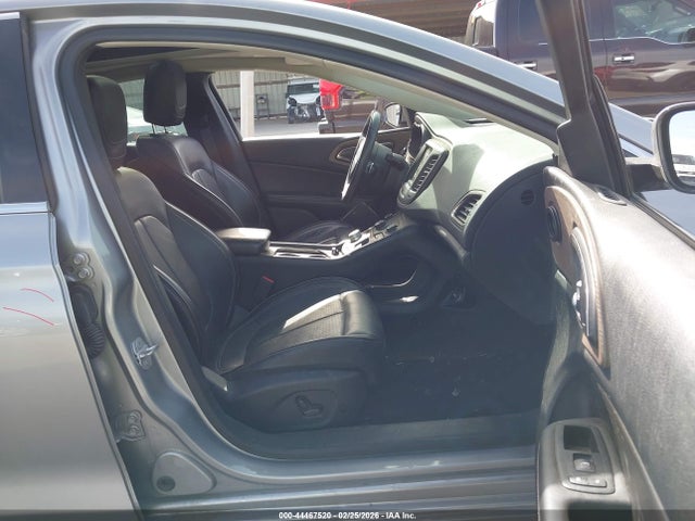 Aukcja sprzedaży 2015 Chrysler 200 C, vin: 1C3CCCCG3FN650889, numer aukcji: 44467520