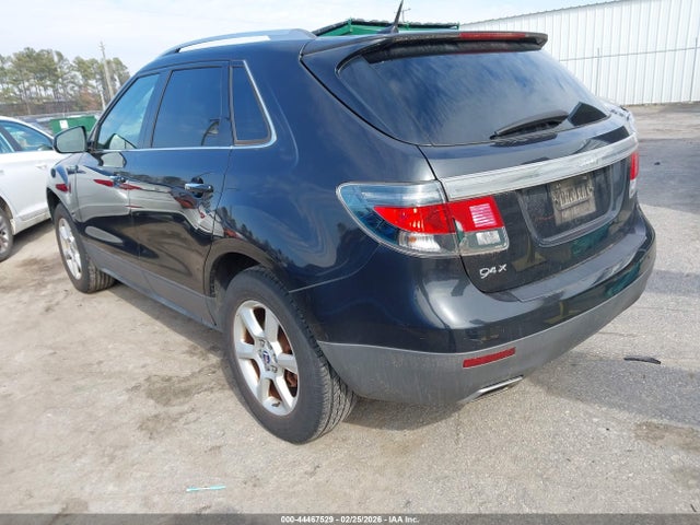 2011 SAAB 9-4X 3G0FNPEY6BS800331 Photo 2