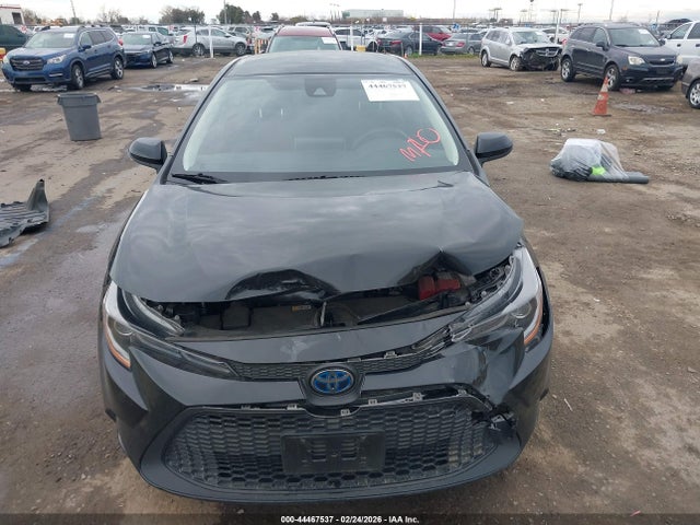Toyota Corolla Hybrid Le 2021 JTDEAMDE4MJ019487 Image 12
