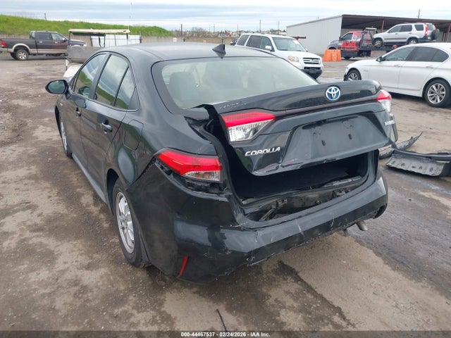 Toyota Corolla Hybrid Le 2021 JTDEAMDE4MJ019487 Image 3