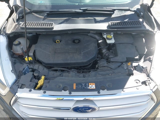 1FMCU9J94KUA91834 Ford Escape Titanium
