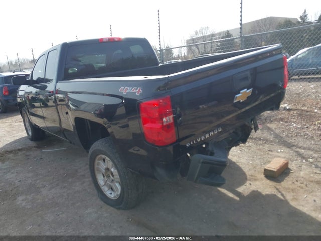 2017 CHEVROLET SILVERADO 1500 1GCVKPEC6HZ261765 Photo 2