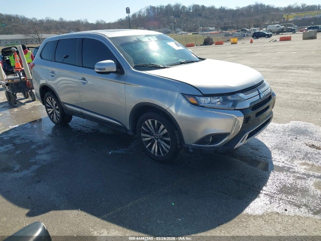 2019 Mitsubishi Outlander Se მანქანა იყიდება აუქციონზე, vin: JA4AZ3A38KJ000629, აუქციონის ნომერი: 44467565