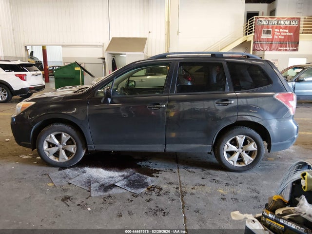 Subaru Forester 2.5i Premium 2014 JF2SJAEC4EH496350 Image 15