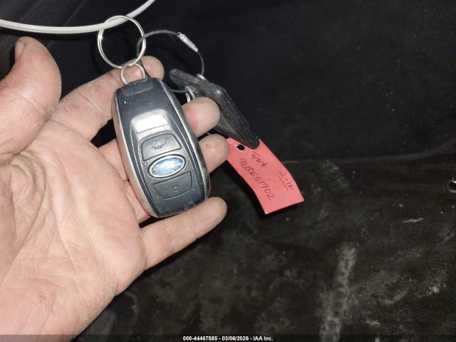 4S4BTADC4R3300951 Subaru Outback Premium