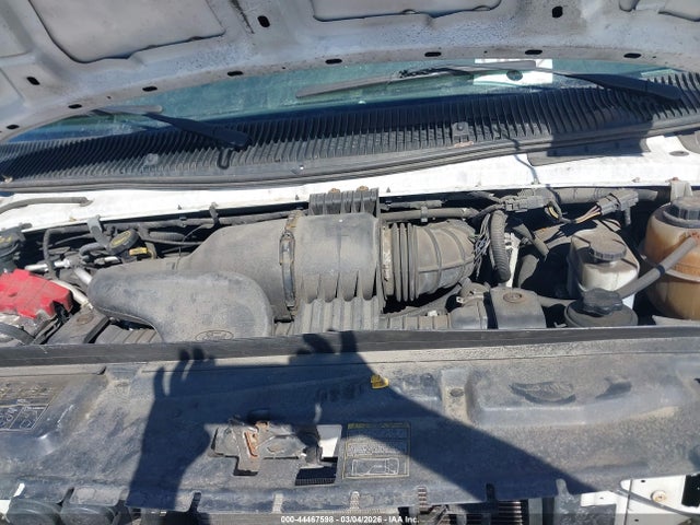 Ford E-350 Cutaway 2016 1FDEE3FL0GDC22482 Image 9
