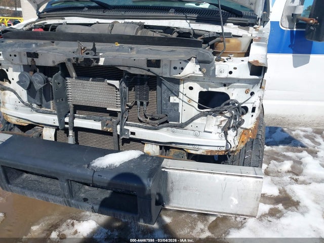 Ford E-350 Cutaway 2016 1FDEE3FL0GDC22482 Image 11