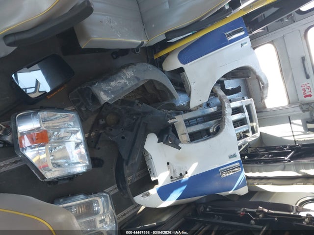 Ford E-350 Cutaway 2016 1FDEE3FL0GDC22482 Image 12