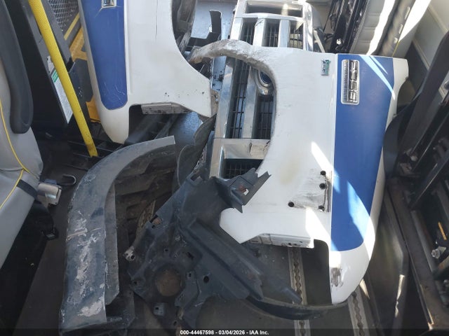 Ford E-350 Cutaway 2016 1FDEE3FL0GDC22482 Image 21