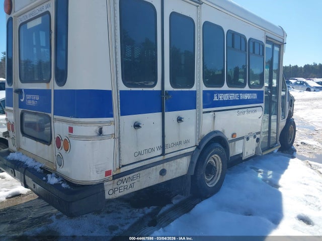 Ford E-350 Cutaway 2016 1FDEE3FL0GDC22482 Image 4