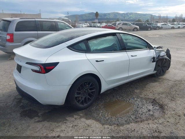 Продаж на аукціоні авто 2025 Tesla Model 3 Long Range Rear-wheel Drive/standard Rear-wheel Drive, vin: 5YJ3E1EA5SF051102, номер лоту: 44467614