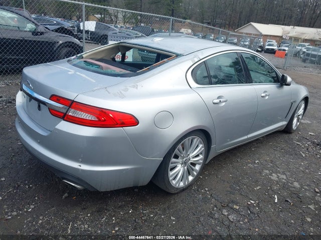 2012 JAGUAR XF SAJWA0HB0CLS29408 Photo 3