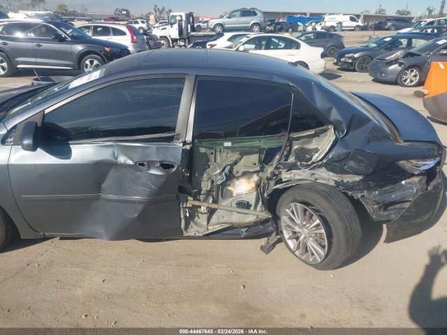 Toyota Corolla Le Premium 2015 2T1BURHE6FC262444 Image 19