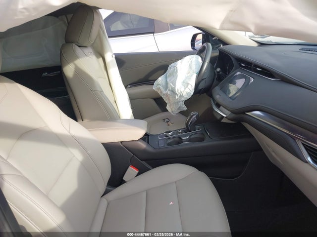 2019 CADILLAC XT4 1GYAZAR46KF146709 Photo 4