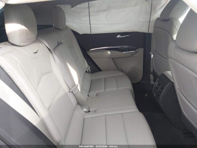 2019 CADILLAC XT4 1GYAZAR46KF146709 Photo 7