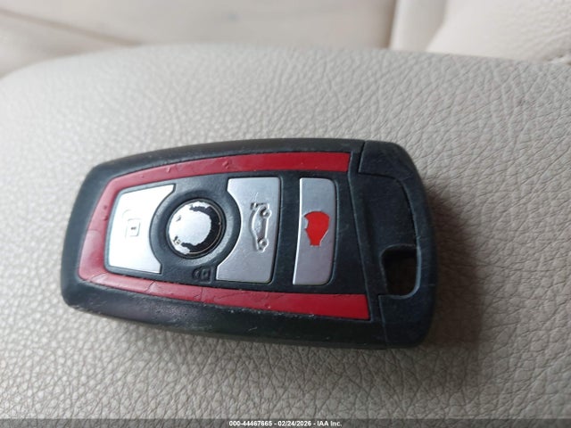 2016 BMW 328I WBA8E9G53GNT82108 Photo 10